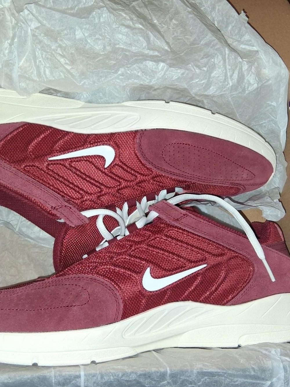 Men's Nike SB Vertebrae Sneaker Size 11.5